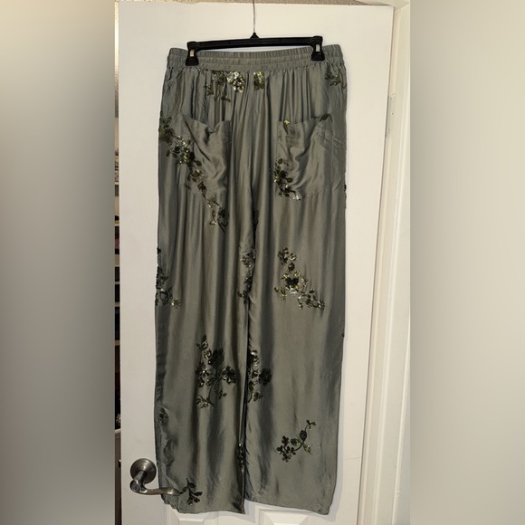 Zara Green  Embroidered Women's Jumpsuit - Picture 4 of 6